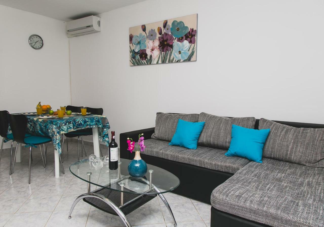 Serenity By The Sea #2 - Private Terrace Vrsi Bagian luar foto