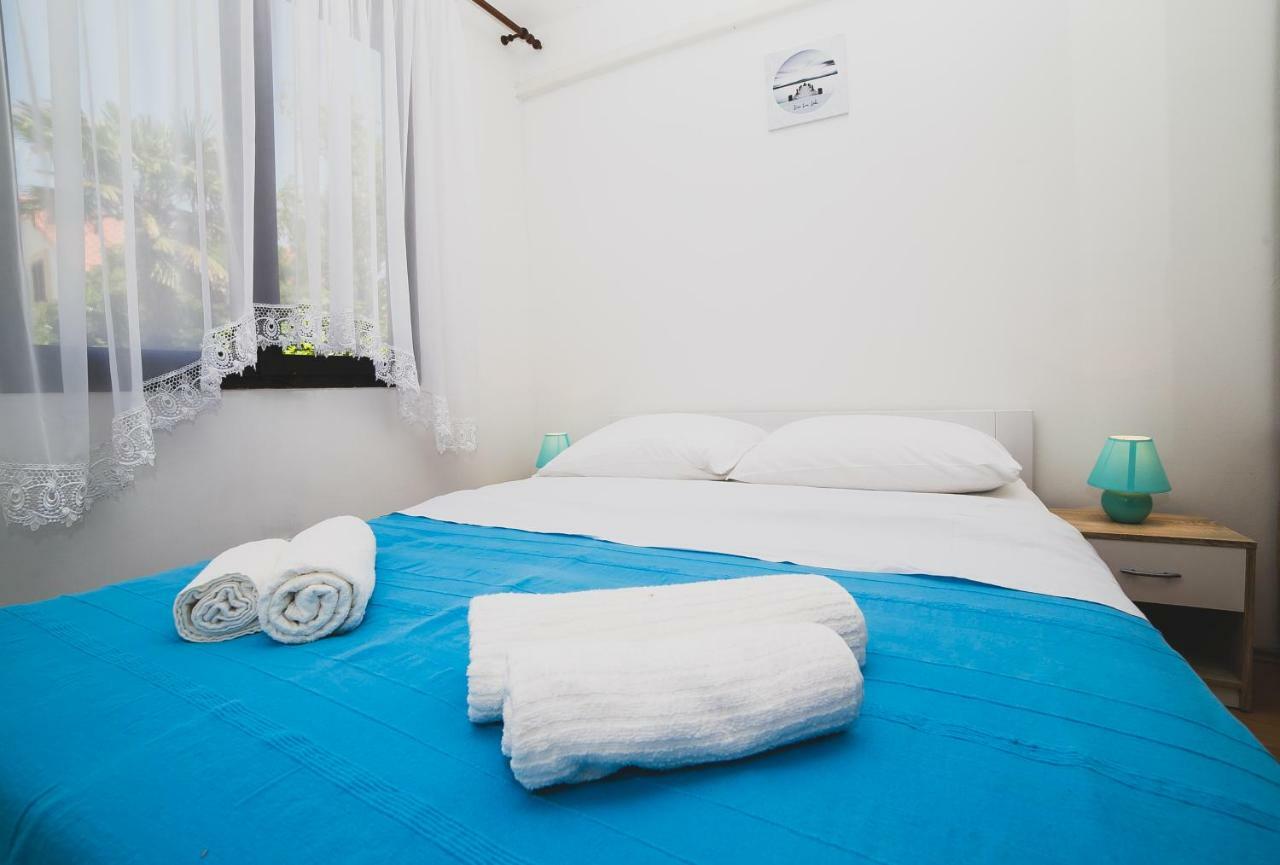 Serenity By The Sea #2 - Private Terrace Vrsi Bagian luar foto