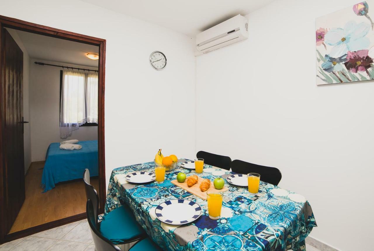 Serenity By The Sea #2 - Private Terrace Vrsi Bagian luar foto