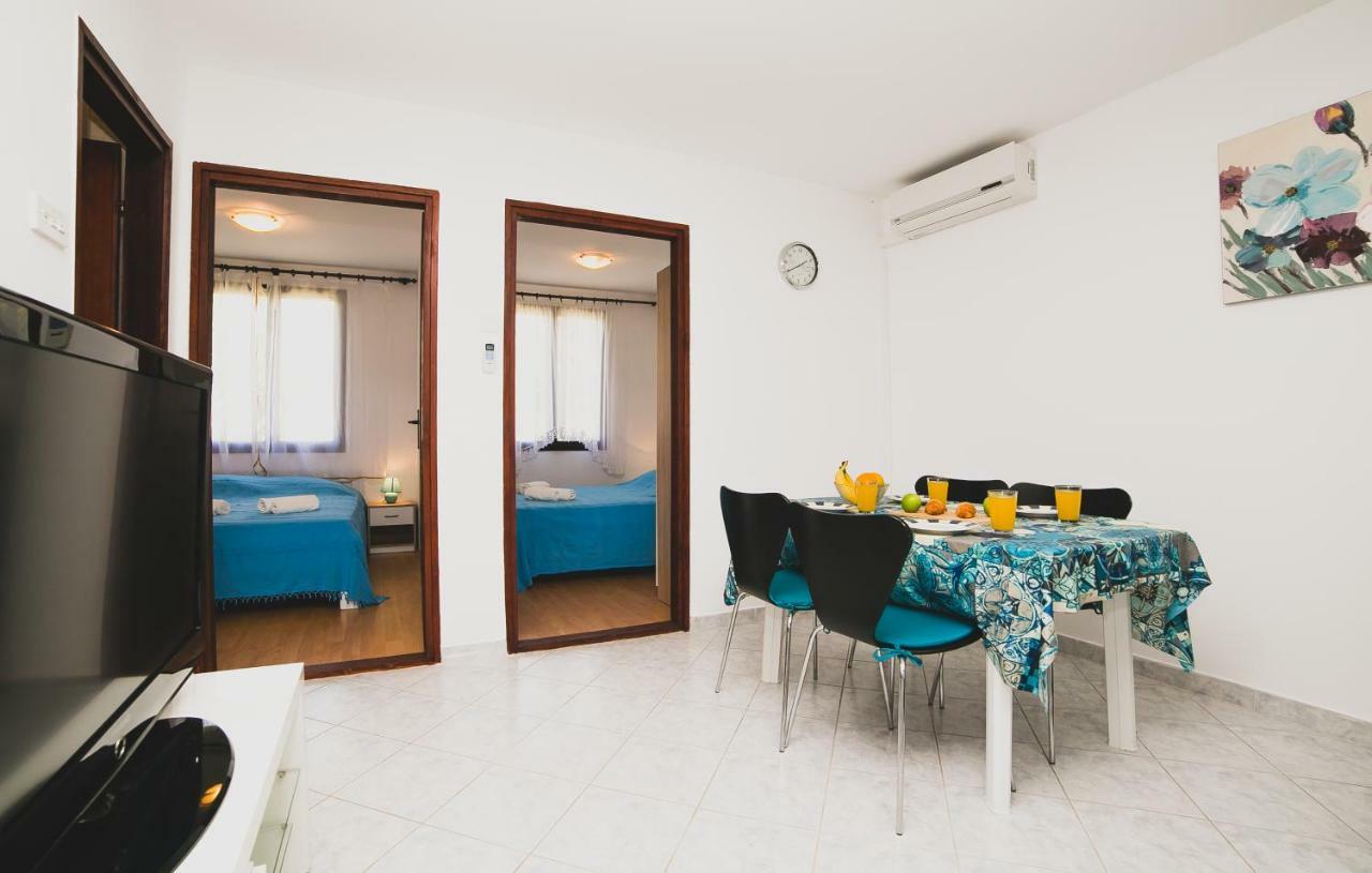 Serenity By The Sea #2 - Private Terrace Vrsi Bagian luar foto